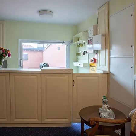 Napoleonski Apartmanhotel 3*