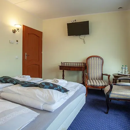 Napoleonski Apartmanhotel 3*